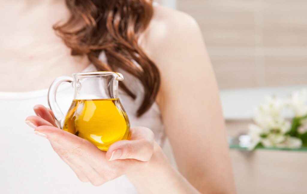 10 Best Herbal Oil for Hair Care