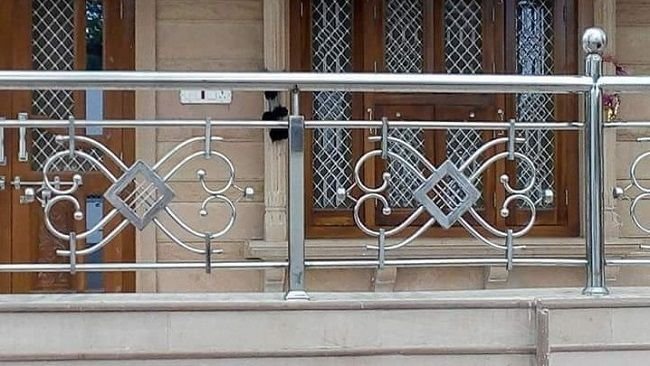 Railing Design for House Front